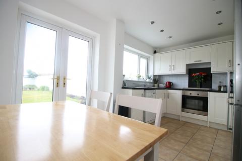 8 Arndale Close, Fleetwood, FY7 8BE