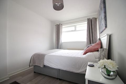 8 Arndale Close, Fleetwood, FY7 8BE