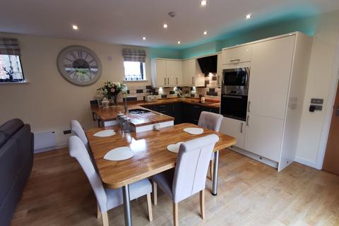 47a Bootham Crescent, York, YO30 7AJ
