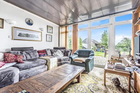 13 Hemplands, Hailey, Witney, OX29 9UR