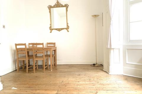 1 bedroom flat to rent, Bethnal Green Road, Bethnal green / London E2