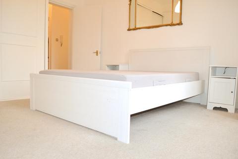 1 bedroom flat to rent, Bethnal Green Road, Bethnal green / London E2