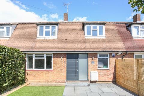 2 Corner View, Welham Green, Hatfield, AL9 7DH