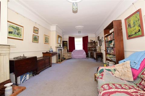 8 Pleasant View, Erith, DA8 1AD