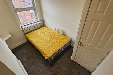 undefined, Knowle Road, Burley, Leeds, LS4 2PJ