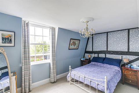 2 bedroom apartment to rent, High Street, Limpsfield, Oxted, RH8