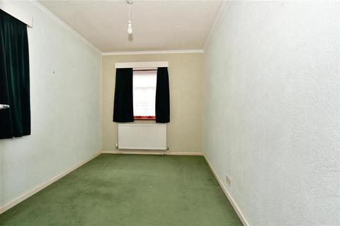 2 Poplar Walk, Meopham, Gravesend, DA13 0EB