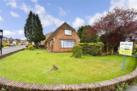 2 Poplar Walk, Meopham, Gravesend, DA13 0EB