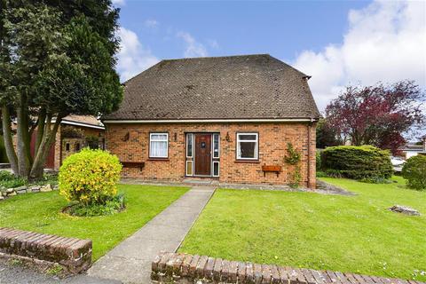 2 Poplar Walk, Meopham, Gravesend, DA13 0EB