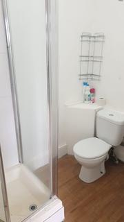 Studio to rent - Green Lanes, Palmers Green