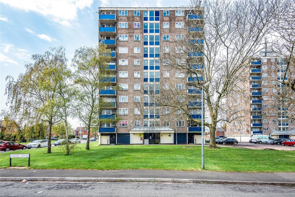 Banwell Avenue, Park North, Swindon, SN3 2 bed apartment for sale £85,000
