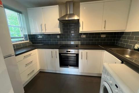 2 bedroom flat to rent, Lee Close, Barnet