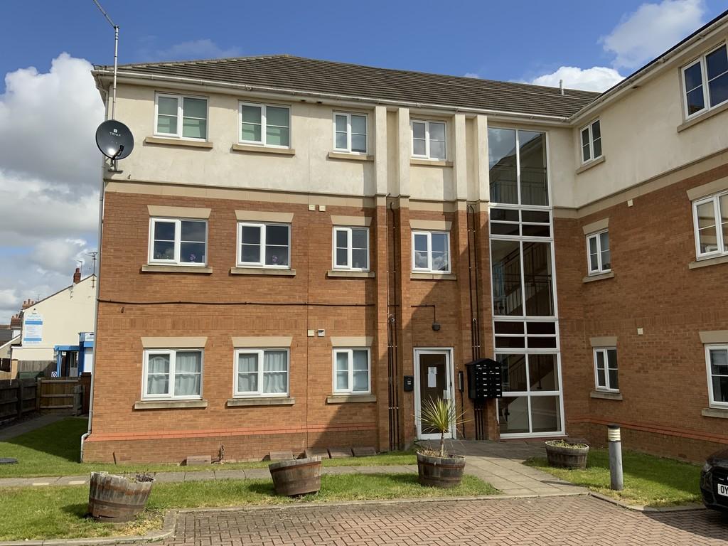 Churchill Mews 1 bed apartment to rent £630 pcm (£145 pw)