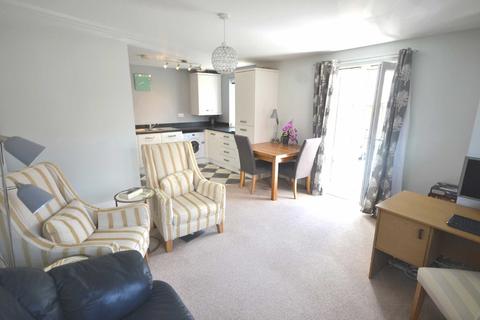 42 The Square, Loughton, IG10 3FE