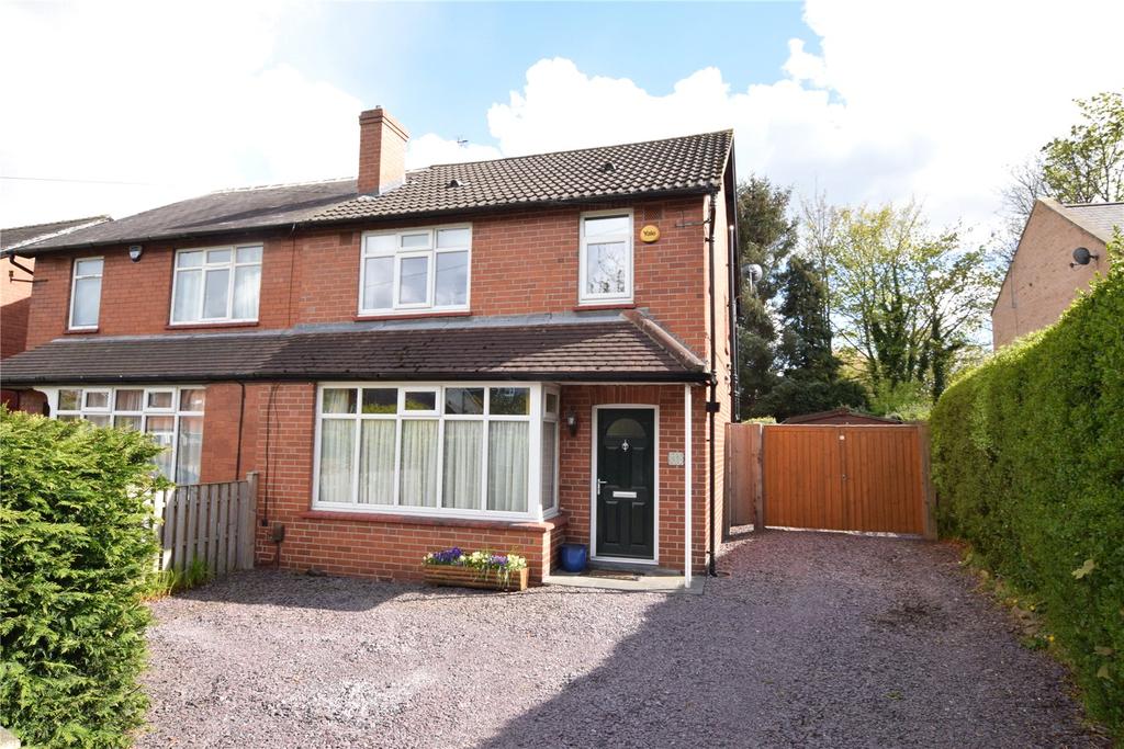 Stanmore Crescent, Leeds 3 bed semidetached house £290,000