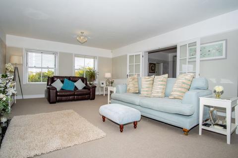 39 Valley Road, Portishead, Bristol, BS20 8JU