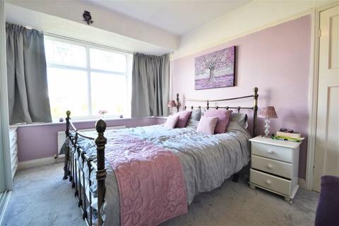 17 Bispham Drive, Wirral, CH47 9SE