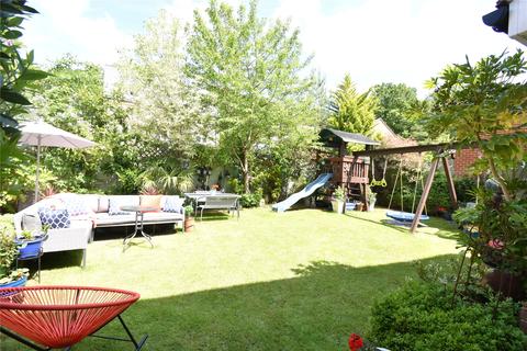 20 The Robins, Bracknell, RG12 8BU