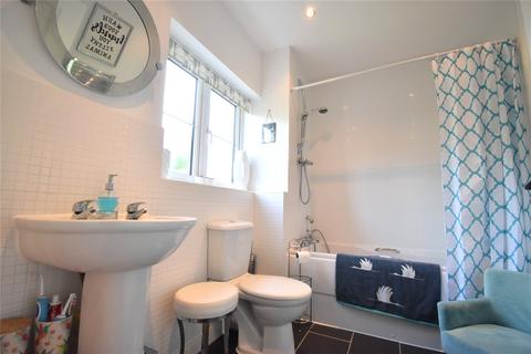 20 The Robins, Bracknell, RG12 8BU
