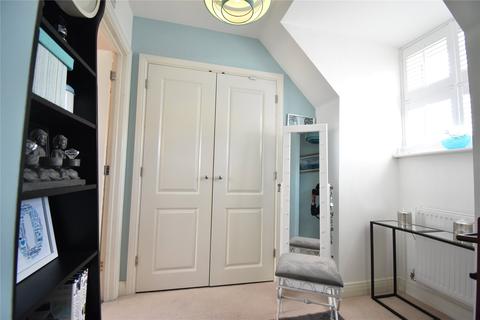 20 The Robins, Bracknell, RG12 8BU