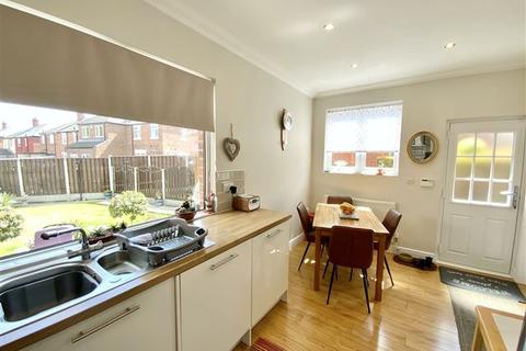 128 Handsworth Crescent, Sheffield, S9 4BR