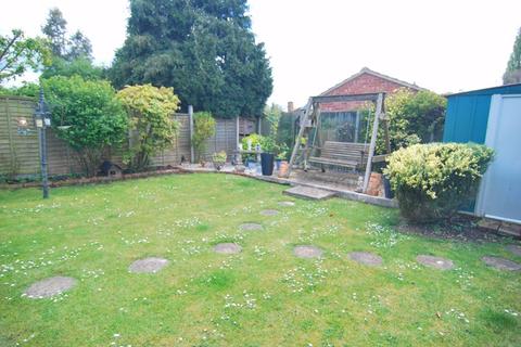 38 Beechcroft Road, Longlevens, Gloucester, GL2 9HF