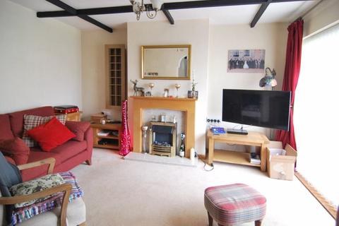 38 Beechcroft Road, Longlevens, Gloucester, GL2 9HF