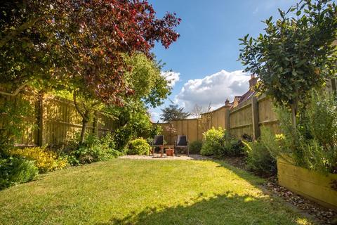 21 Tiptoft, Stoke-sub-hamdon, TA14 6PD