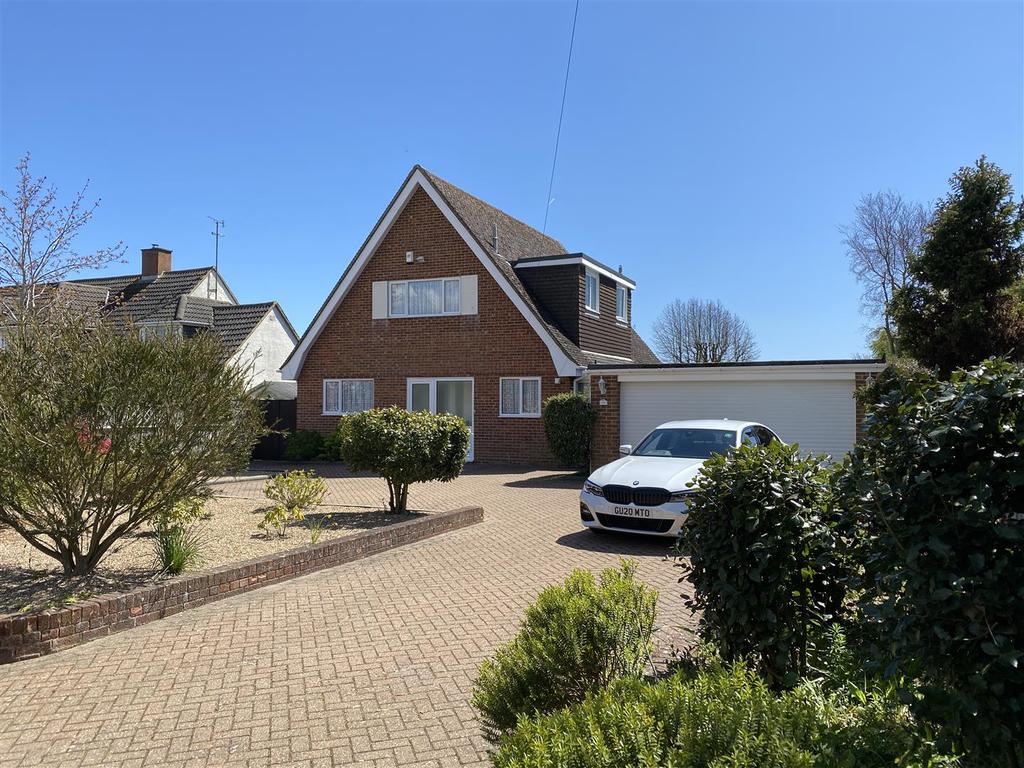 Collington Lane West, BexhillOnSea 3 bed detached house £695,000
