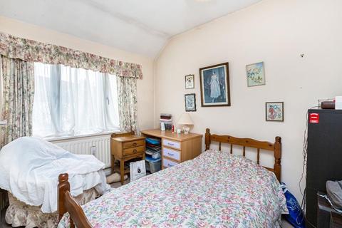 3 Headington Road, Earlsfield, London, SW18 3PR