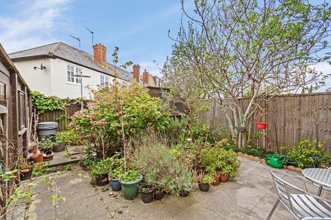 3 Headington Road, Earlsfield, London, SW18 3PR