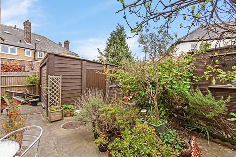 3 Headington Road, Earlsfield, London, SW18 3PR
