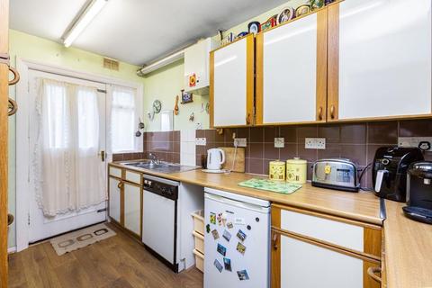 3 Headington Road, Earlsfield, London, SW18 3PR