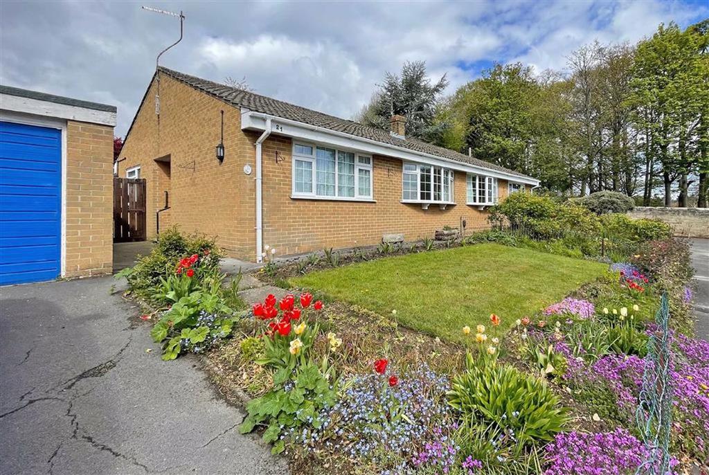 Woodpark Avenue, Knaresborough, North Yorkshire 2 bed semidetached