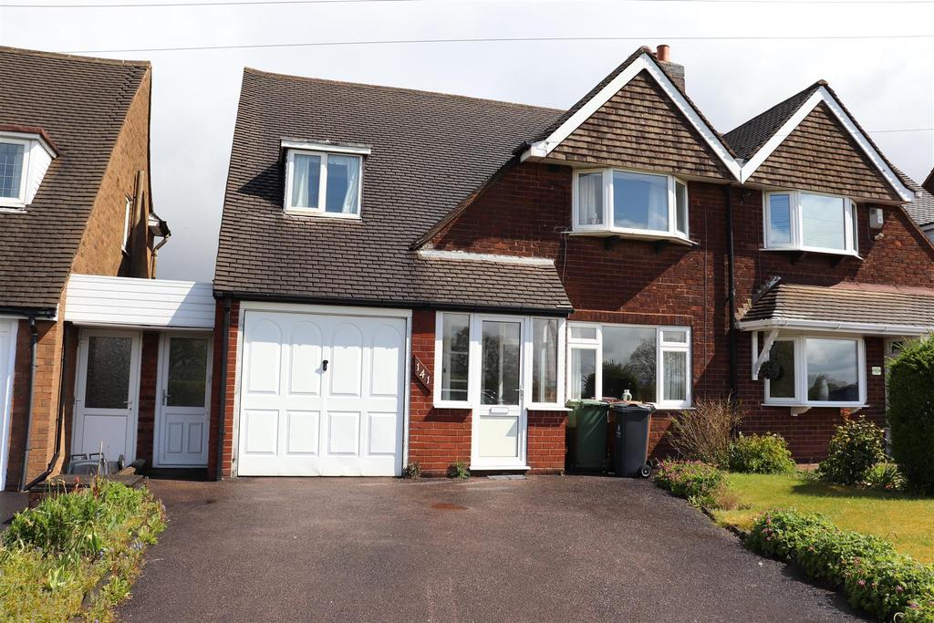 Bosty Lane, Aldridge 3 bed semidetached house £285,000