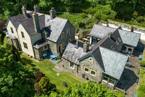 10 bedroom detached house for sale, Windrush, Llanrhystud, Ceredigion.