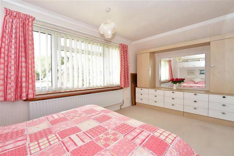 9 Cheyne Walk, Meopham, Gravesend, DA13 0PF