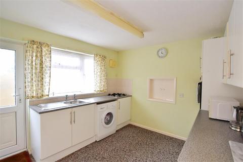 87 Leonard Road, Greatstone, New Romney, TN28 8RZ
