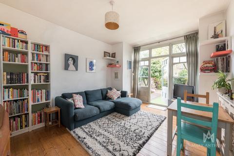 21a Hardwicke Road, London, N13 4SL