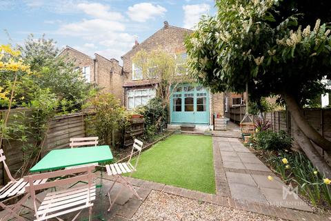 21a Hardwicke Road, London, N13 4SL