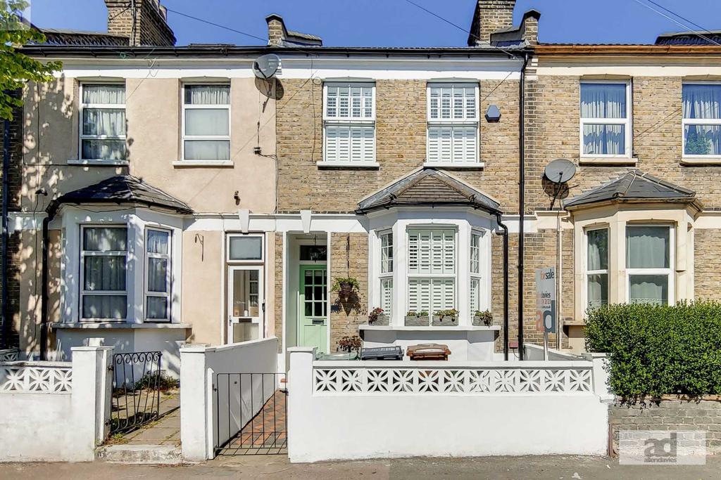 Newport Road, Leyton, E10 3 bed house £650,000