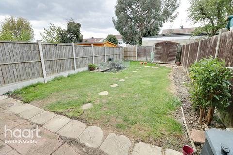 71 Marlyon Road, Ilford, IG6 3XW