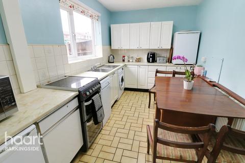 71 Marlyon Road, Ilford, IG6 3XW
