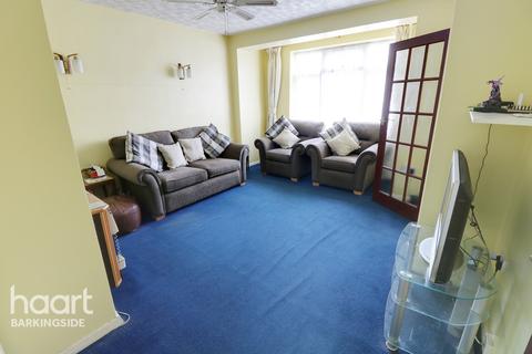 71 Marlyon Road, Ilford, IG6 3XW