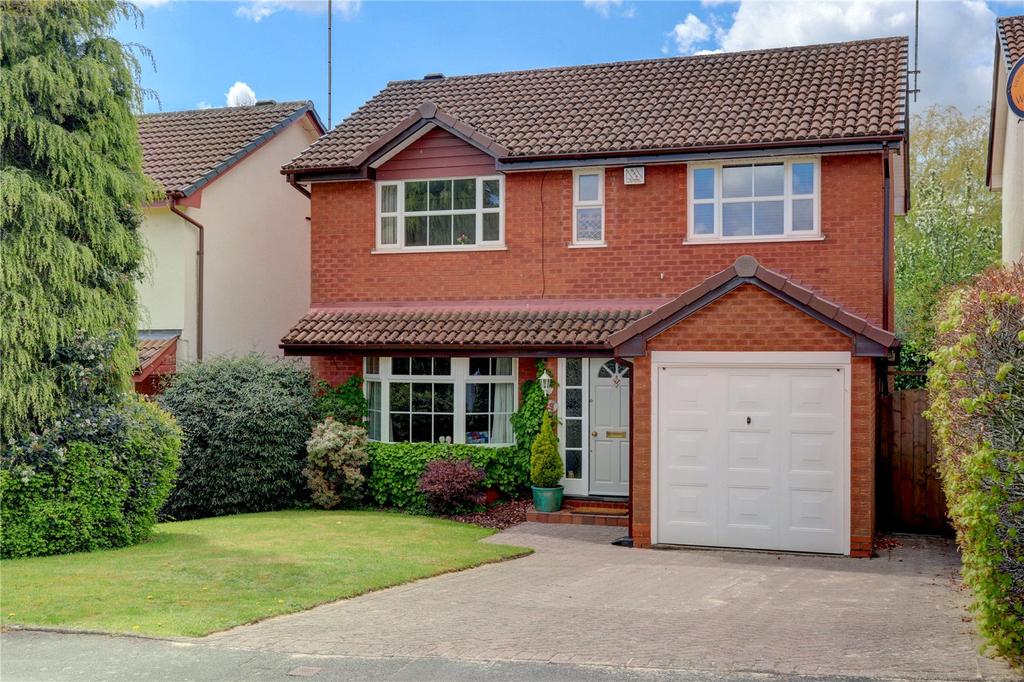 Fairways Drive, Blackwell... 4 bed detached house £425,000