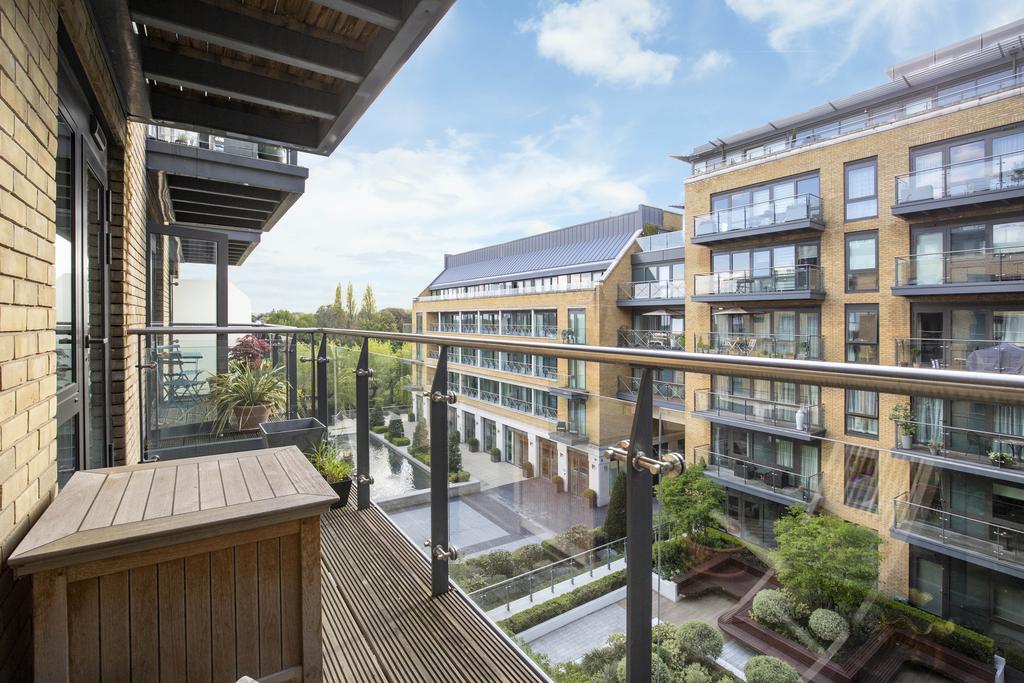 Belvedere House, 8 Kew Bridge Road... 2 bed apartment £640,000