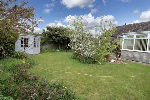 8 Dodmans, Capel St Mary, Ipswich, IP9 2ET