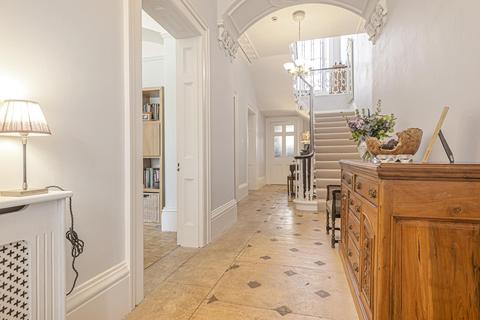 5 Lansdown Place, Bristol, BS8 3AE