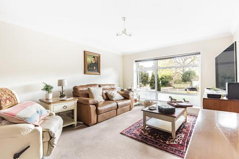 17, Southbury Lawn Road, Guildford, GU2 4DD