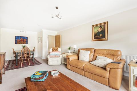 17, Southbury Lawn Road, Guildford, GU2 4DD